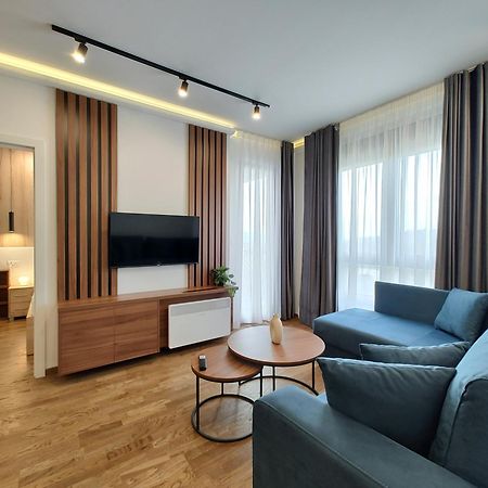 Velika Recepcija Cc Magnet Aparthotel Zlatibor Exteriör bild