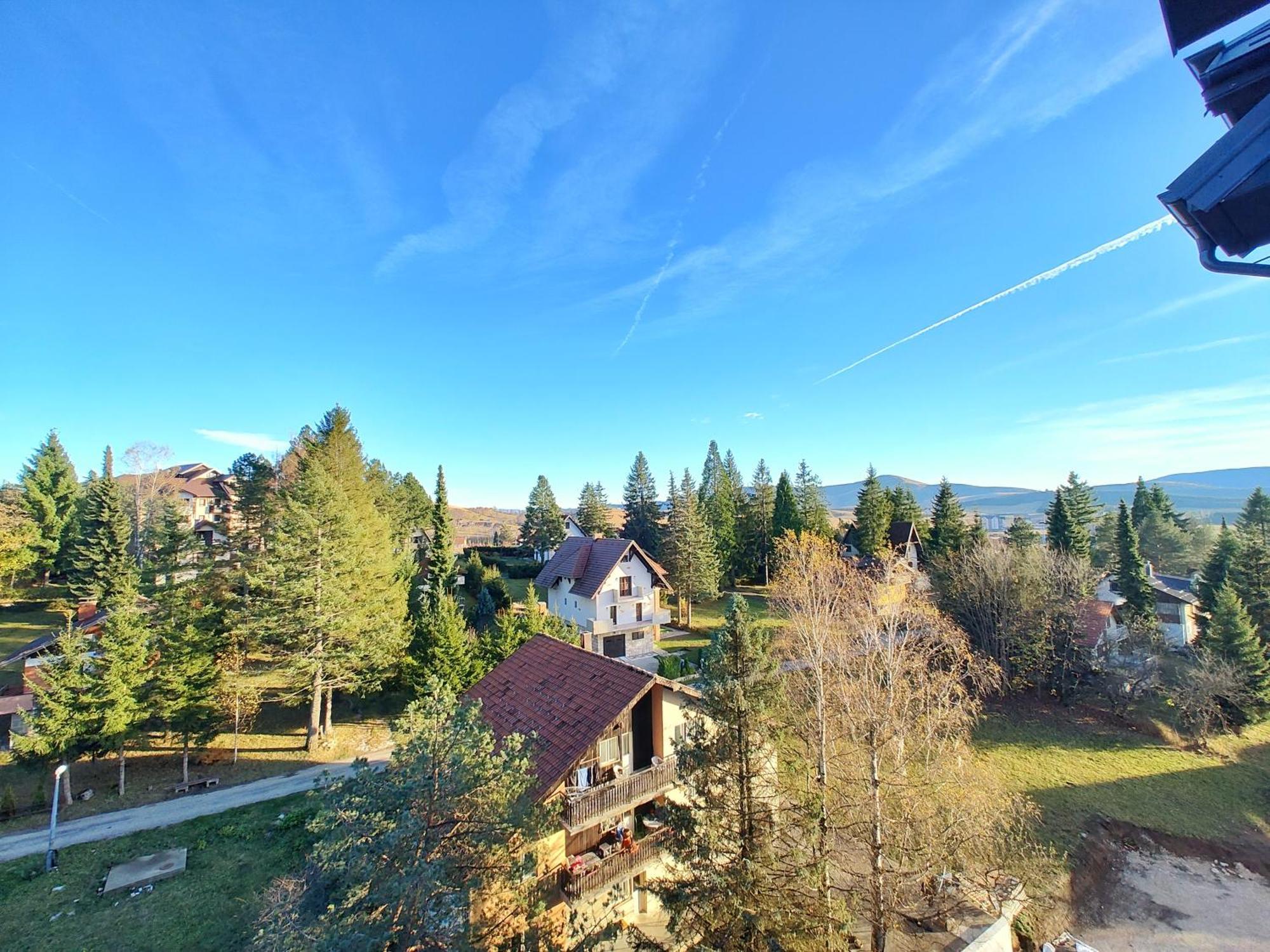 Velika Recepcija Cc Magnet Aparthotel Zlatibor Exteriör bild