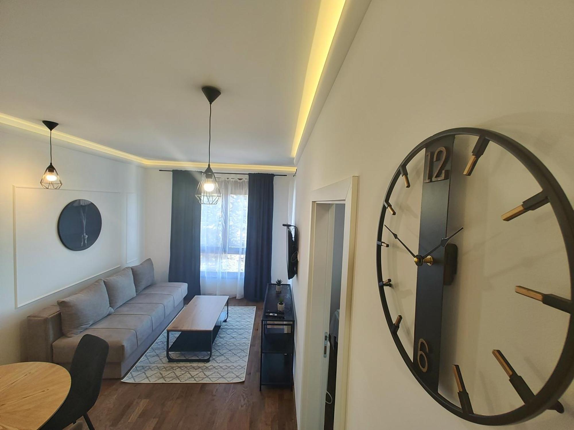 Velika Recepcija Cc Magnet Aparthotel Zlatibor Exteriör bild