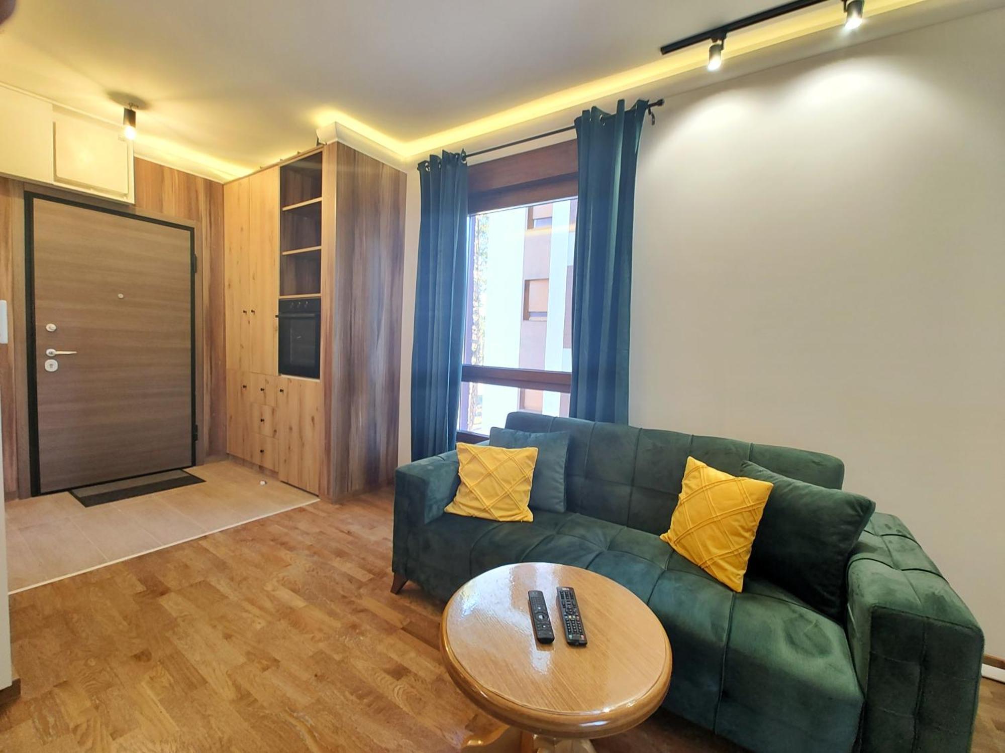 Velika Recepcija Cc Magnet Aparthotel Zlatibor Exteriör bild