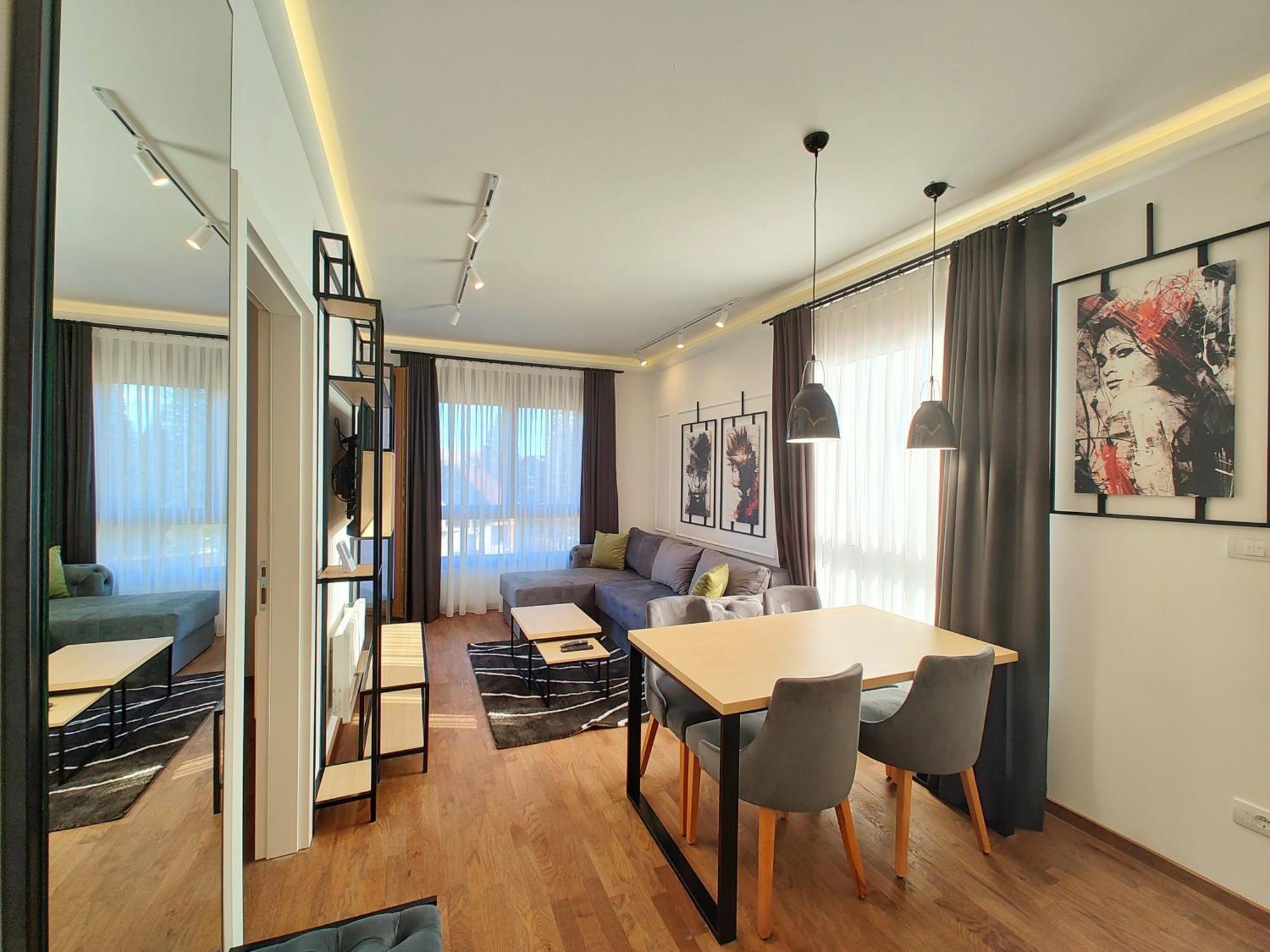 Velika Recepcija Cc Magnet Aparthotel Zlatibor Exteriör bild